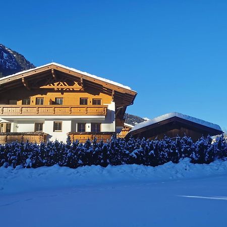 ניוסטיפט אים סטובאיטל Alpenchalet Vital מראה חיצוני תמונה
